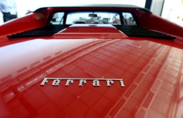:       Ferrari 50    