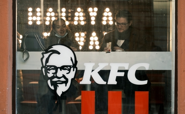 ,   !:       KFC