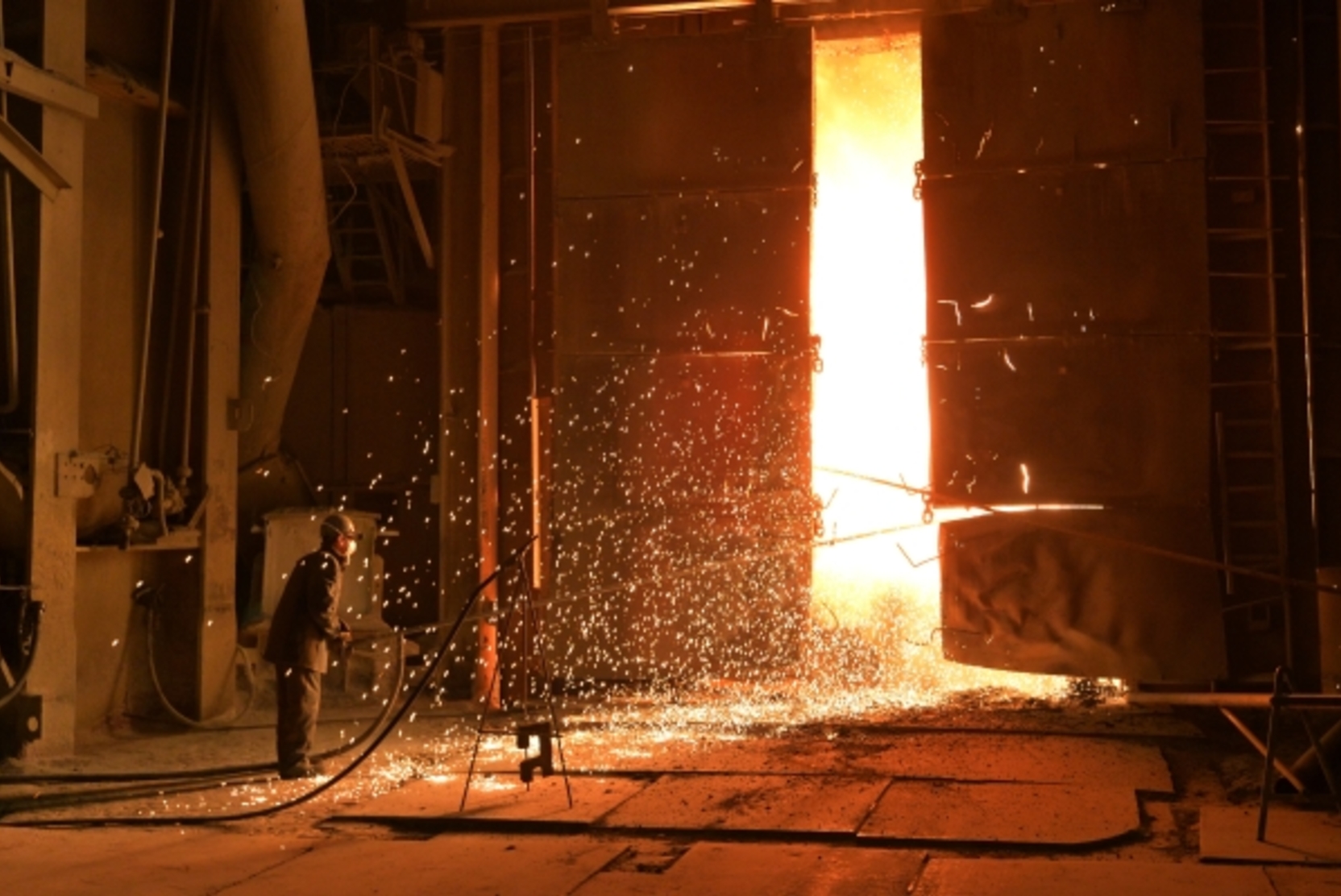 Российские металлурги заявили о риске убытков при укреплении рубля и высоких налогах