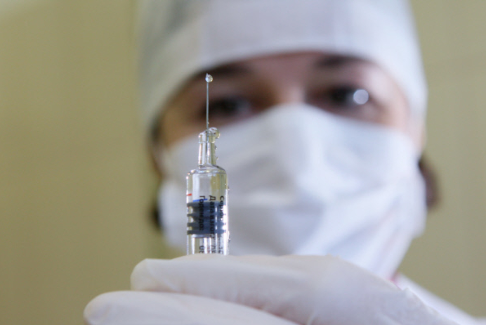 Белоруссия может начать выпуск российской вакцины от COVID-19 в начале 2021 года