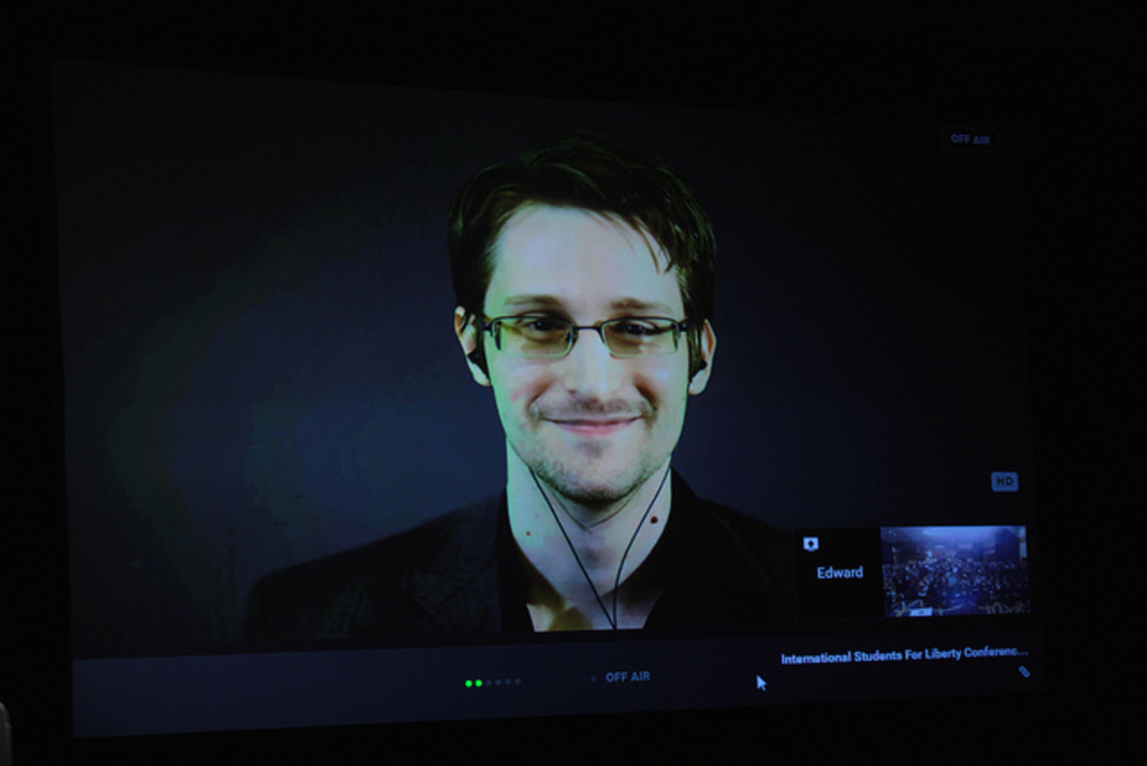 В Белом доме не ответили на получение Сноуденом российского гражданства