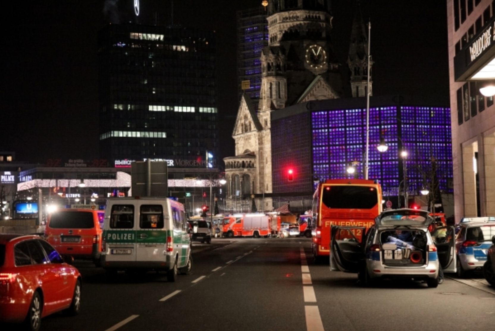 В центре Берлина автомобиль насмерть сбил четверых человек