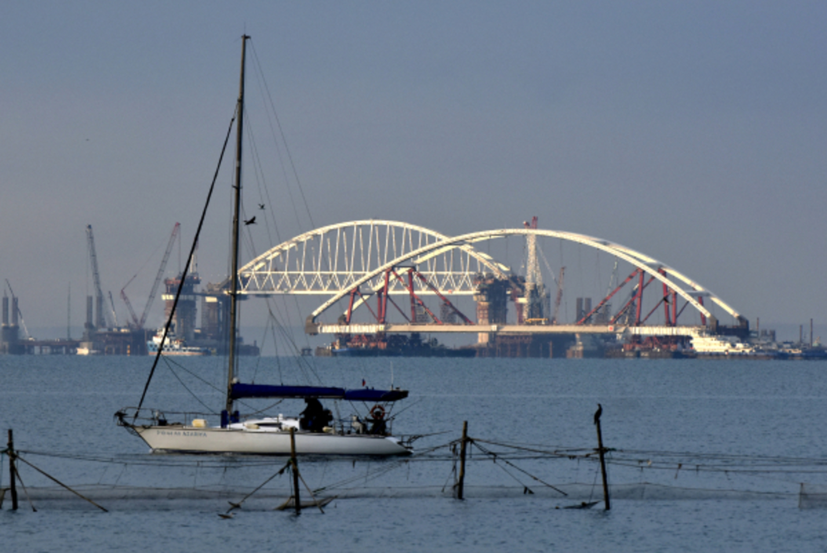 ЕС расширил антироссийские санкции из-за Крымского моста