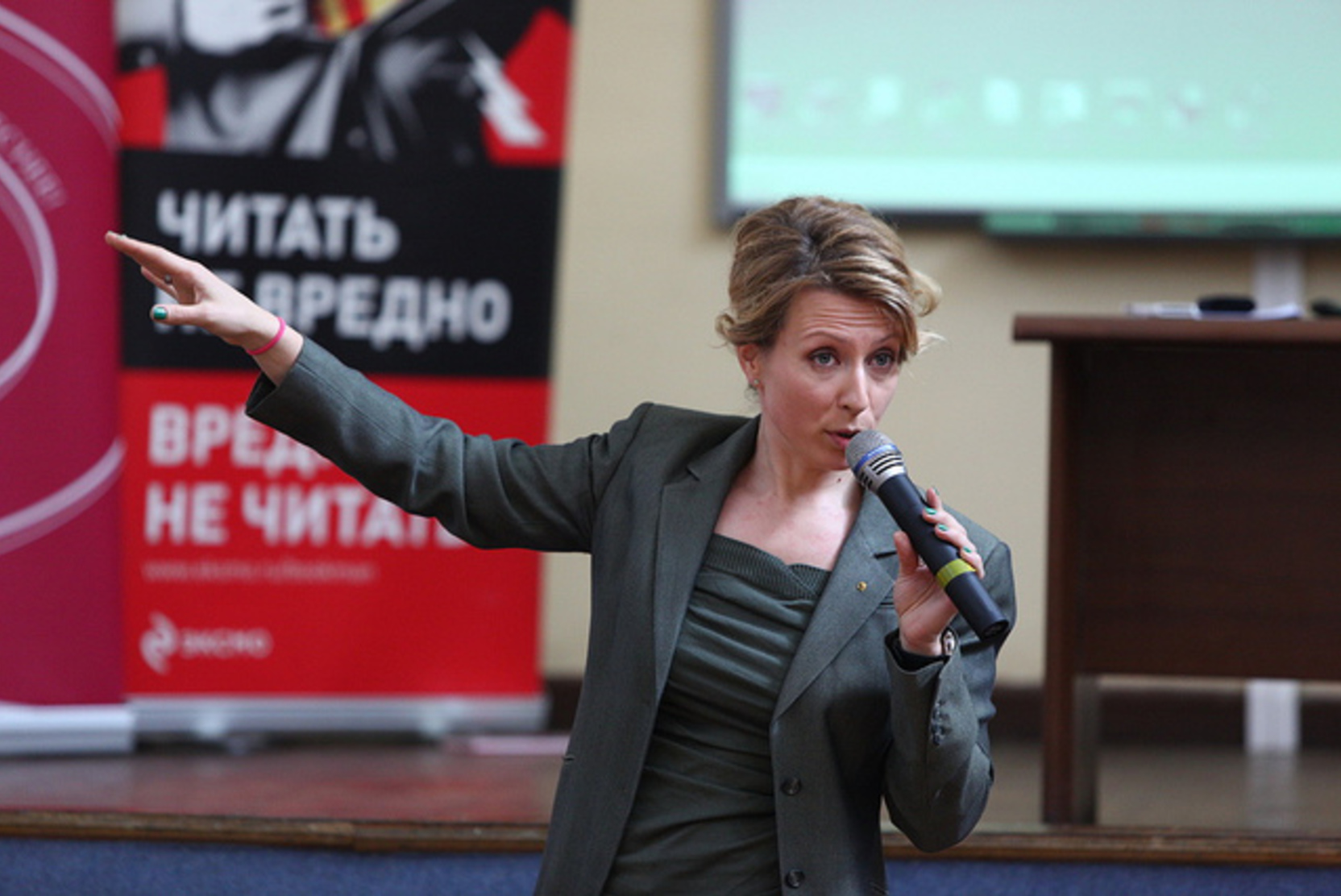 Яна Чурикова отказалась комментировать свое участие в шоу Голос. Дети