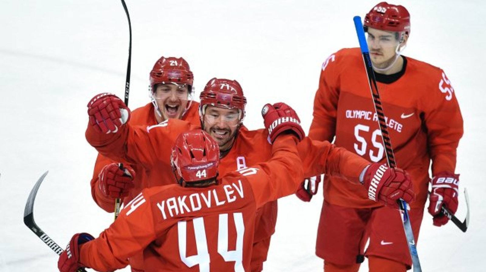 Сборная России одолела чехов на ЧМ по хоккею