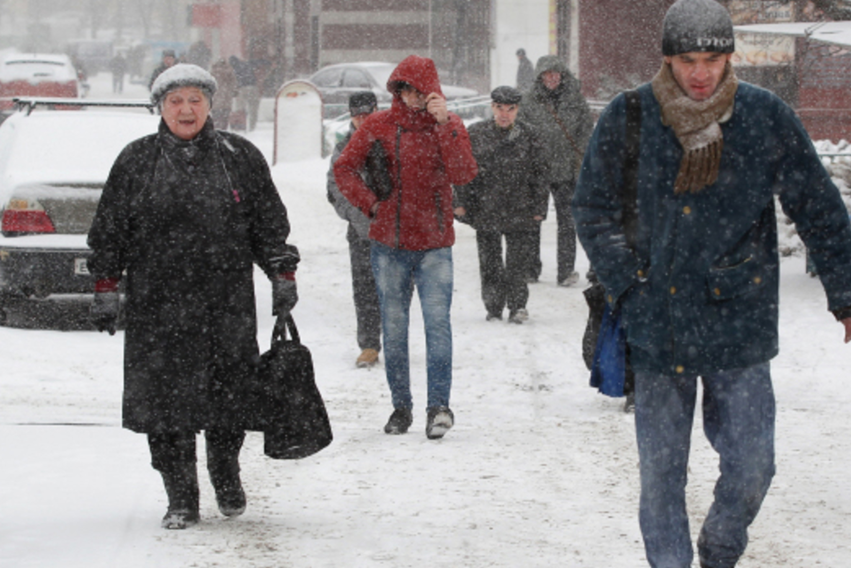 Дептранс Москвы: гололедица и мокрый снег затруднят движение