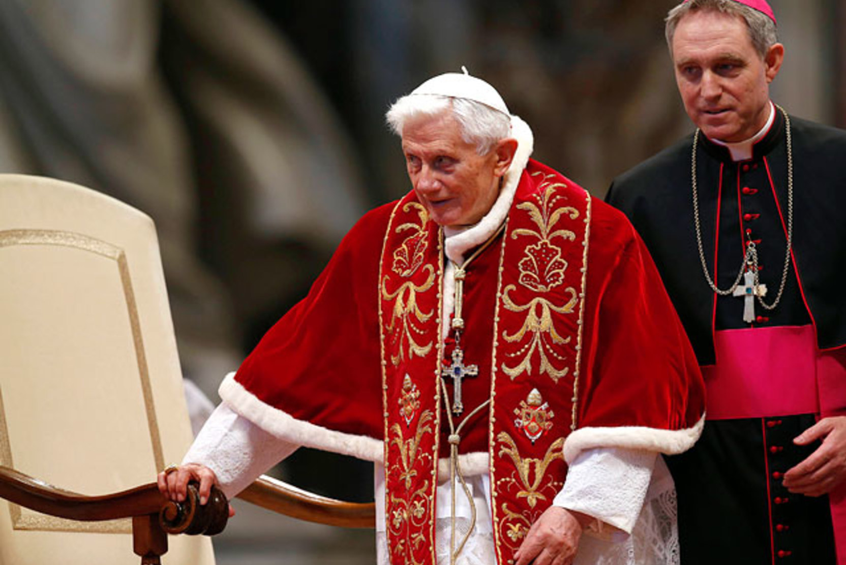 В Ватикане похоронили почётного папу римского Бенедикта XVI