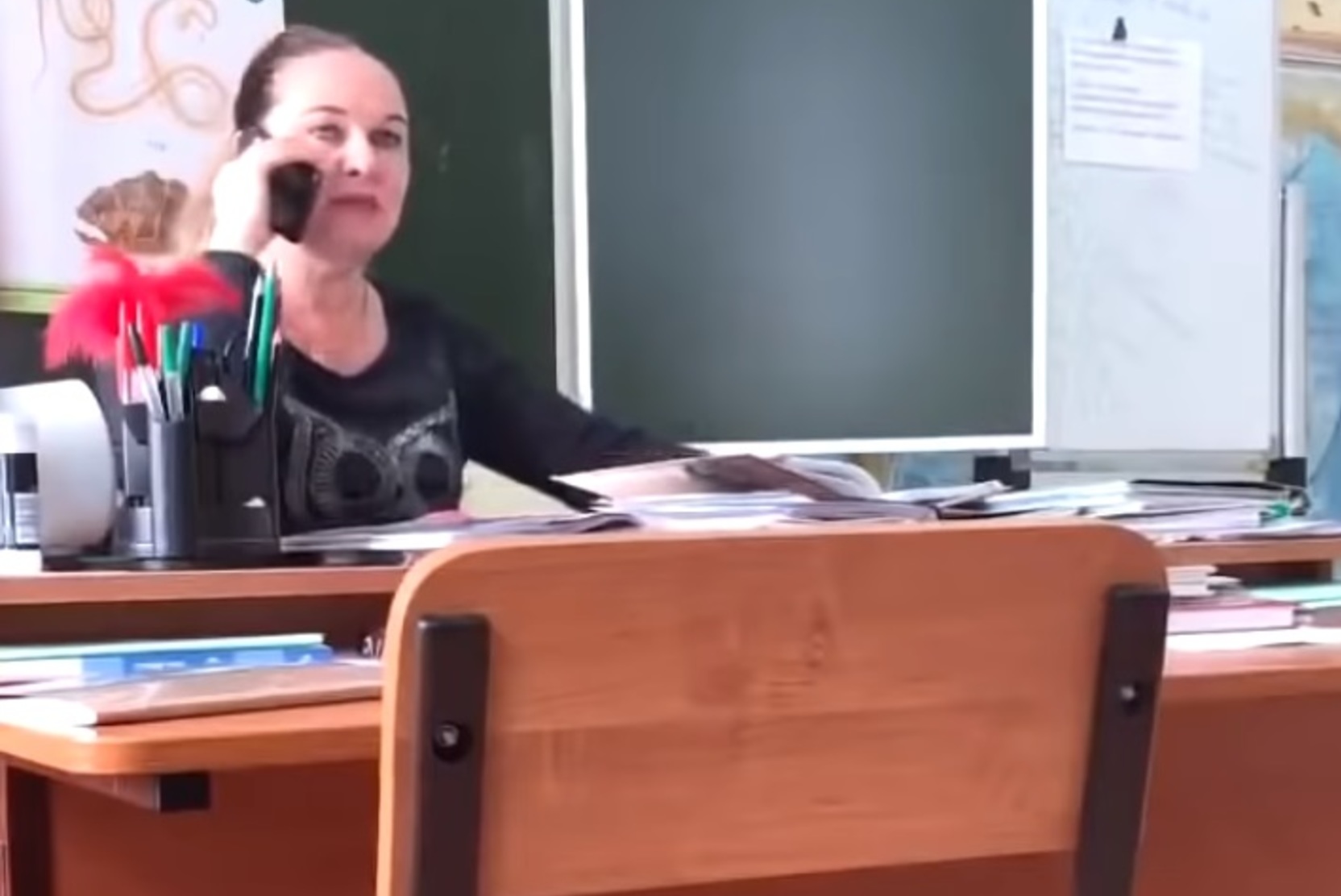 Видео преподавателя. Неадекватный преподаватель. Неадекватный учитель. Неадекватная училка. Учительница из Томска.