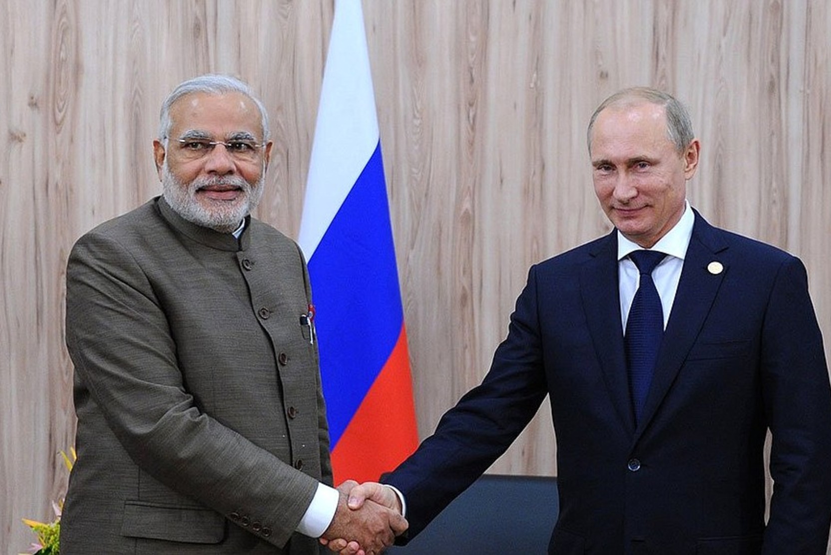 Моди поздравил Путина с победой на президентских выборах