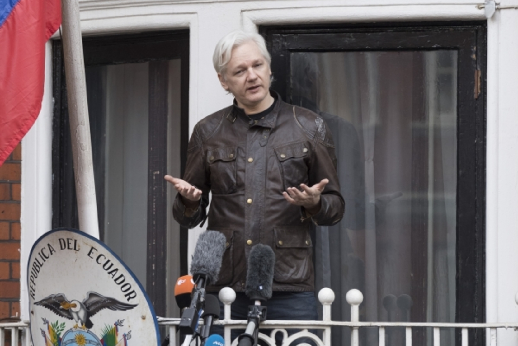 Мексика предложила политическое убежище основателю Wikileaks Ассанжу