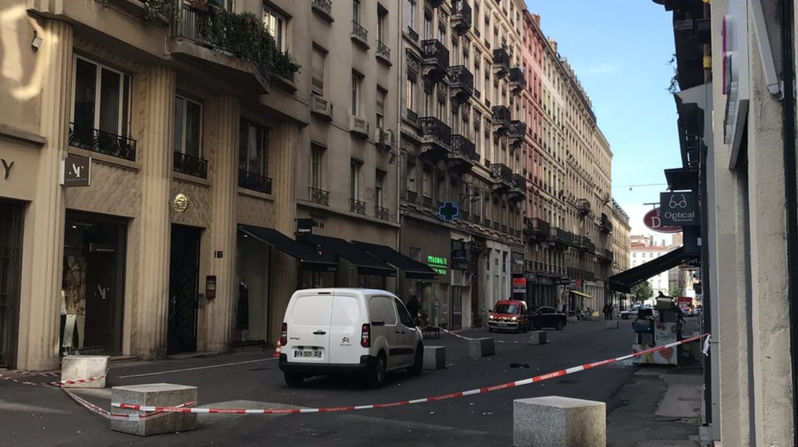Россияне не пострадали при взрыве на улице Виктора Гюго в Лионе