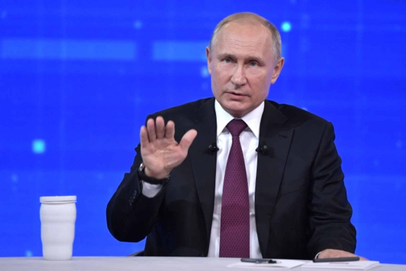 Путин заявил о превосходстве гиперзвукового оружия