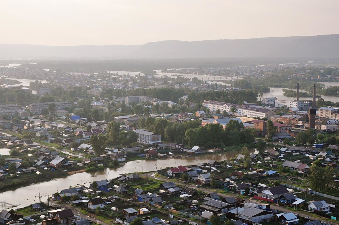 Чиновник, оскандалившийся при наводнении в Иркутской области, исключён из «Единой России»