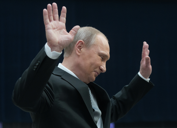 Путин призвал российские телеканалы не выставлять Украину в невыгодном свете