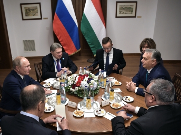 Венгрия назвала Россию своим партнером