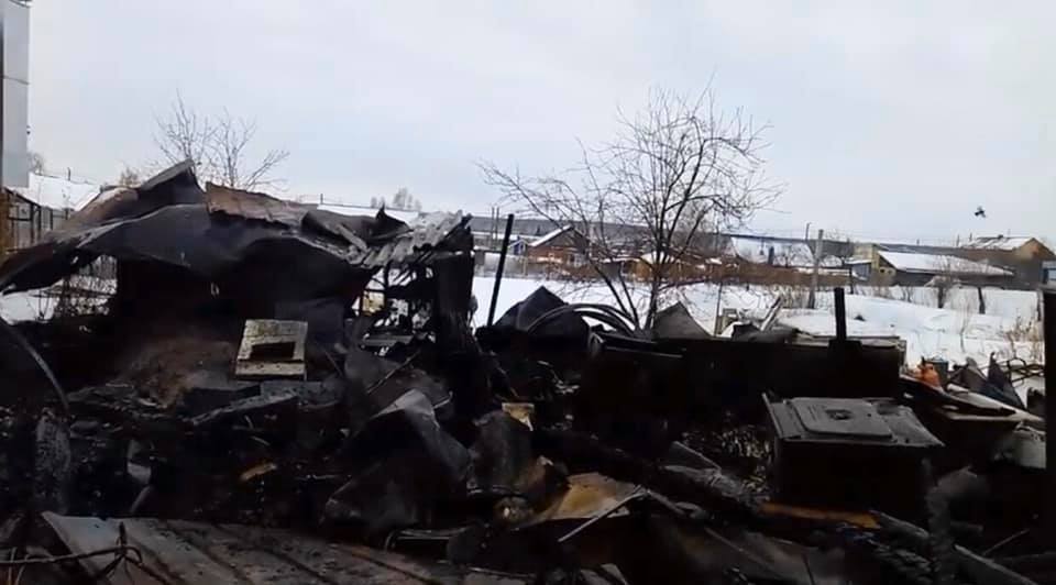 Челябинские власти пообещали установить, почему сгорел «неудобный» дом