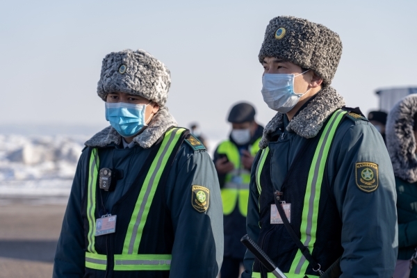 Число погибших сотрудников правоохранительных органов в Казахстане выросло до 18