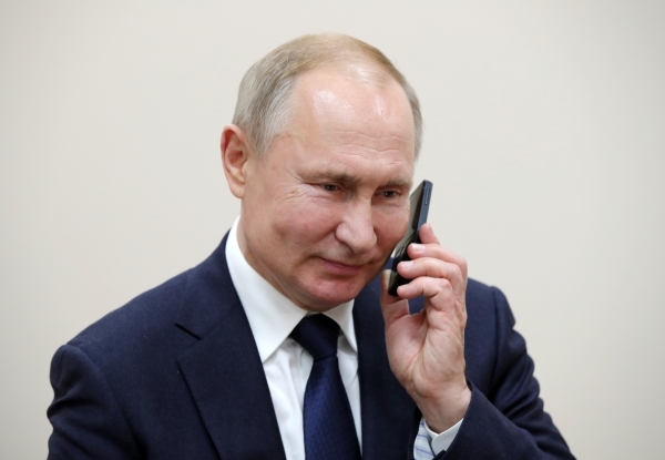 Путин рассказал, что лично говорит по телефону с участниками спецоперации