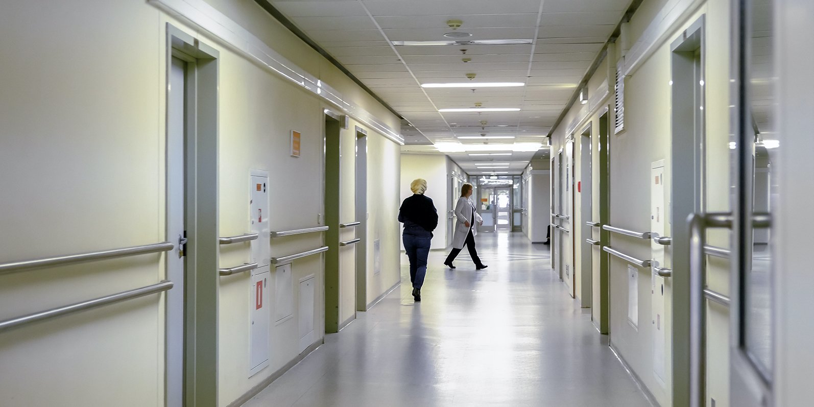 В больницах Петербурга после теракта остаются 22 человека