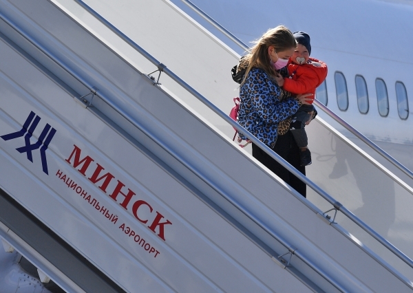 Путин снял все ковид-ограничения на авиасообщение с Белоруссией
