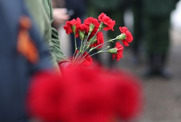 В Самарской области почтили память погибших в Макеевке