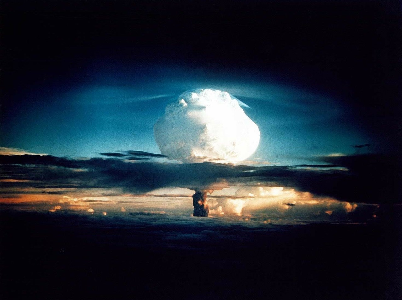 Гурулев повторил мысль о применении ядерного оружия против Запада