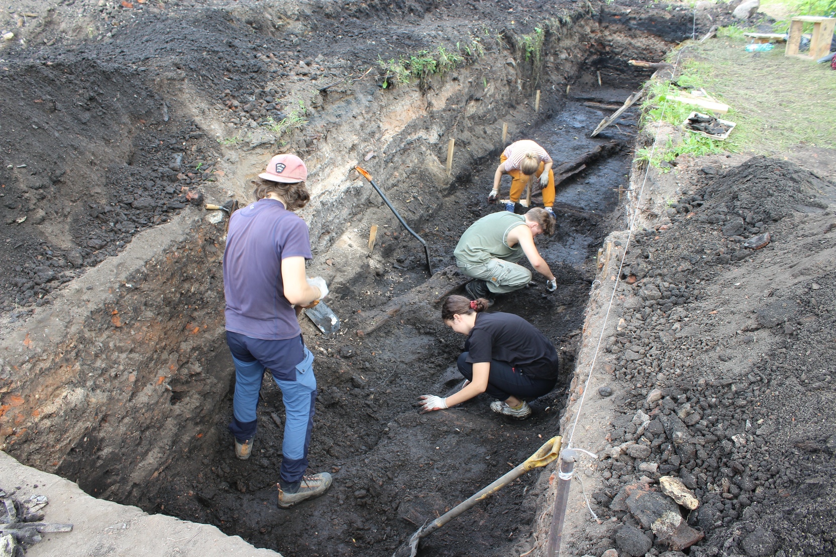 Собянин: Московские археологи нашли фрагменты фарфора на Большой Татарской