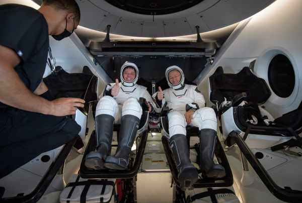 В феврале на МКС полетит первый полностью коммерческий экипаж 