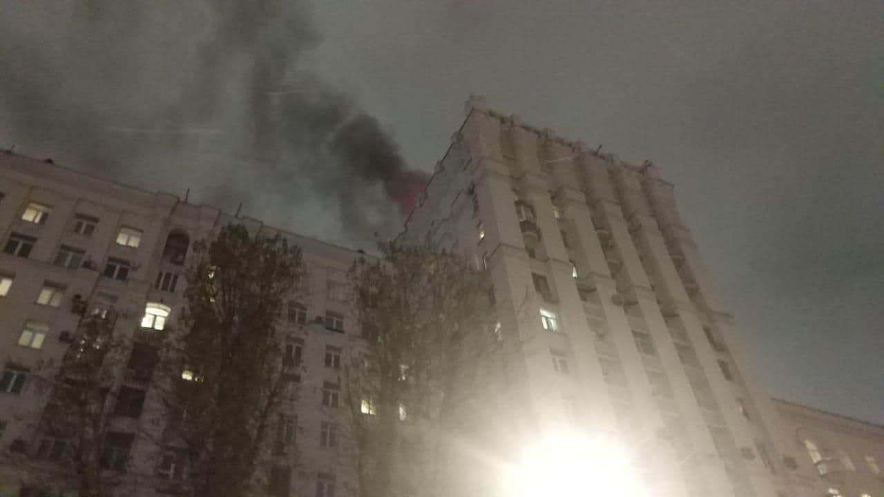 Четверо пострадали и один погиб при пожаре в Москве