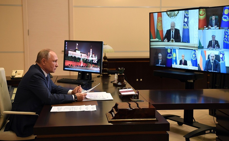 Кремль подтвердил, что Лукашенко и Путин провели телефонные переговоры