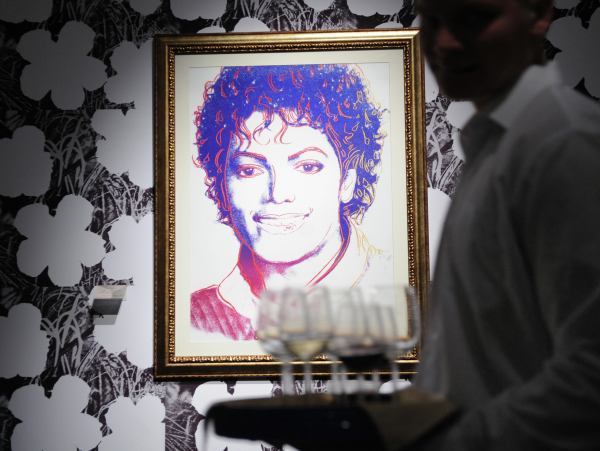 В трех композициях Майкла Джексона подозревают наличие поддельного вокала