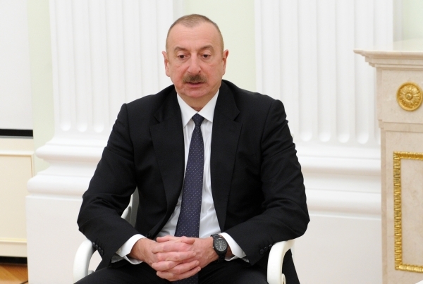 Алиев: позиция Еревана дает надежду на мир