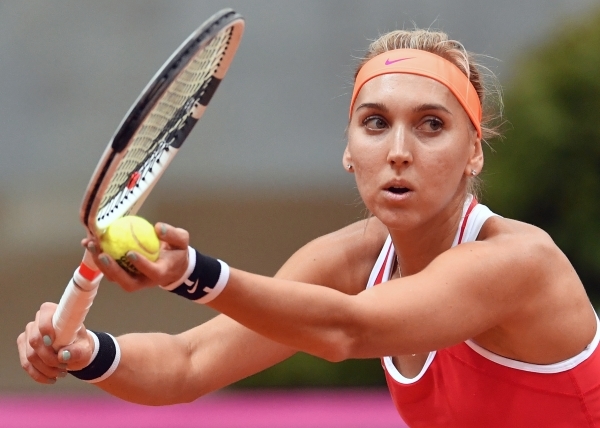 Теннисистка Веснина рассказала о «смазанной» тренировке перед турниром в Париже