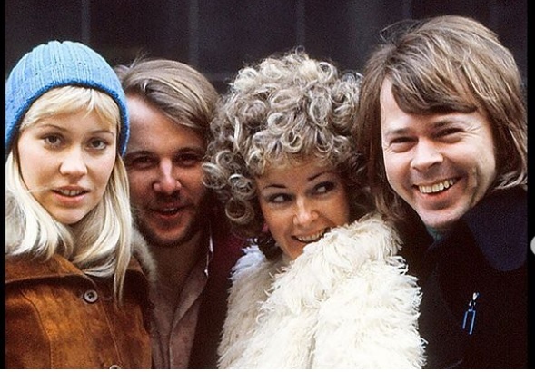 Участников группы ABBA наградили шведским орденом Вазы