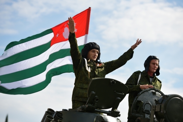 В Абхазии заявили о высокой вероятности военного столкновения с Грузией