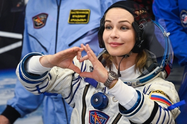 У полетевшей в космос актрисы Юлии Пересильд заподозрили проблемы со здоровьем