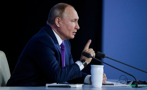Путин одобрил идею присвоения Астрахани звания «Город трудовой доблести»