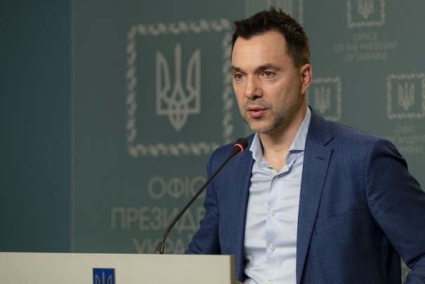 Арестович заявил, что власти Украины ведут себя как идиоты в ситуации с УПЦ