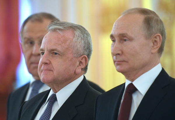 «Не верю!»: Экс-посол США Салливан развеял слухи о «нездоровье» Путина