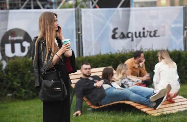 Esquire превратится в России в «Правила жизни», а Cosmopolitan - в Voice