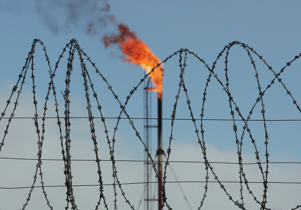 Не против России: Европа ввела высокий потолок цен на газ, чтобы он не ушел в Азию