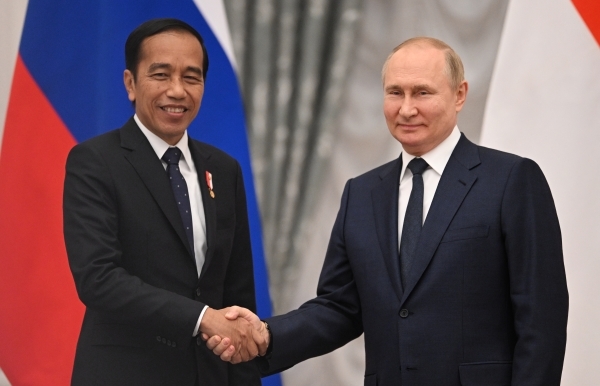 Кремль: Путин обсудил по телефону с главой Индонезии саммит G20 на Бали