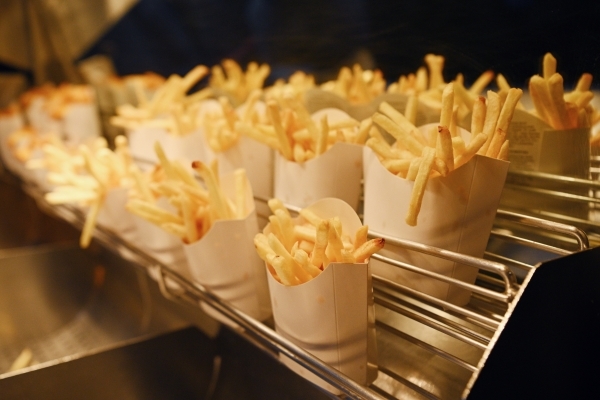 Картофель-фри появится во всех ресторанах Вкусно  и точка