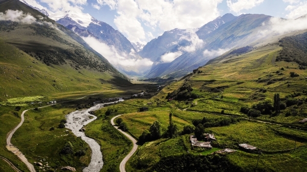 «Расцвет Кавказа»: Дагестан и Чечня вошли в тренды автобусного туризма