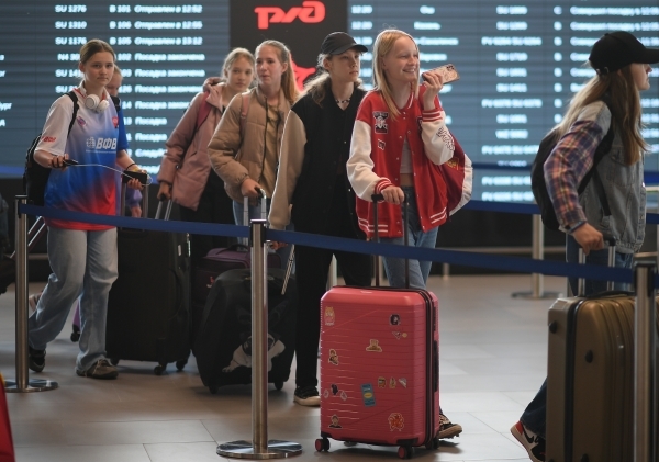 В туротрасли призвали не прекращать выдачу виз гражданам из недружественных стран