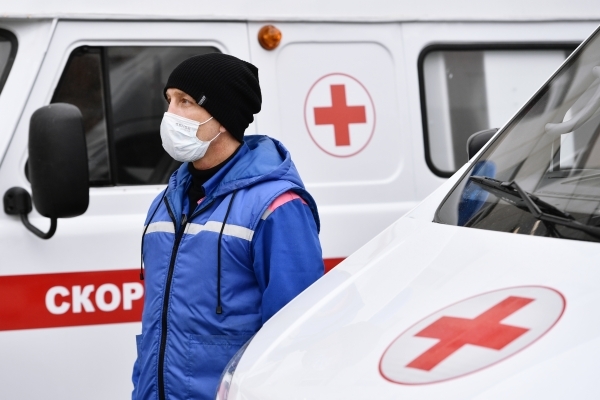 В Екатеринбурге в автоаварии со скорой пострадали четыре человека
