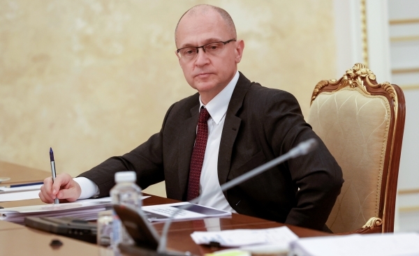 Кириенко обвинил НАТО в ведении войны против РФ для ликвидации ее суверенитета