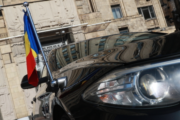 Посла РФ в Бухаресте вызвали в МИД из-за слов о «румынском золоте»
