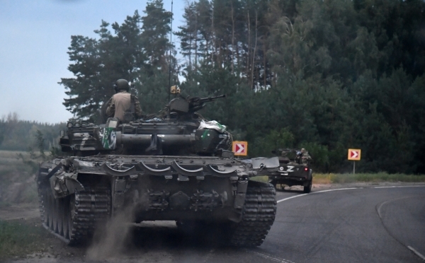 Танковый батальон ДНР уничтожает укрепрайон ВСУ в селе Первомайское