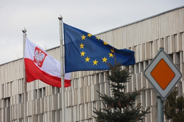 Польша выставила ЕС счет за военную помощь Киеву